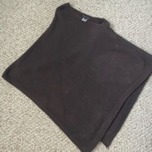 Barefoot dreams poncho